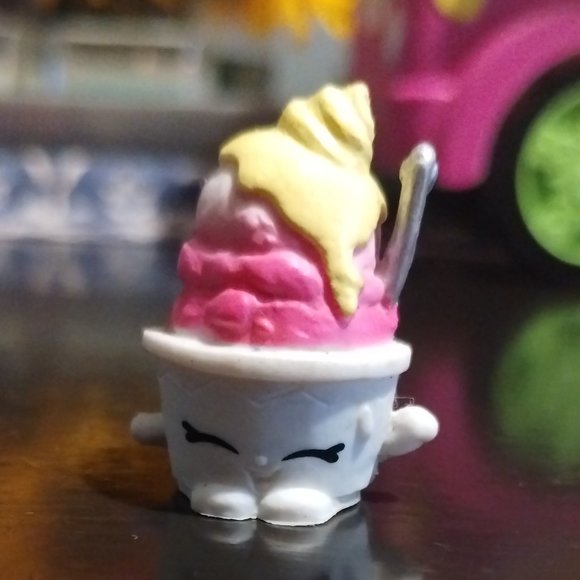 Ice Cream Shopkins set! - Picture 8 of 12